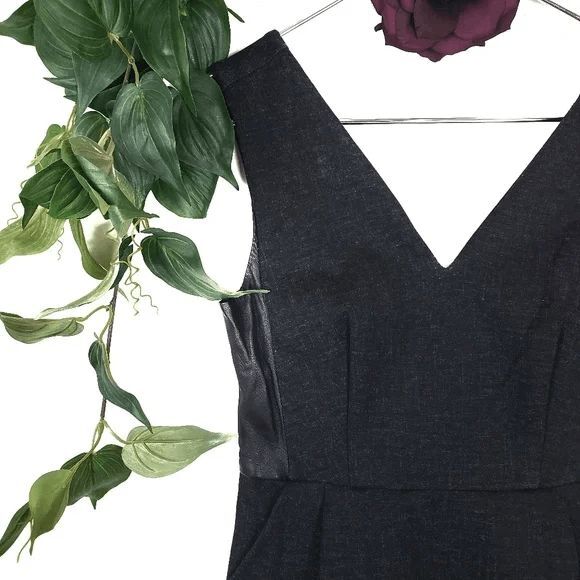 Madewell Leather Charcoal Gray Insert Pointe V Neck Leather Panel Dress Size: 0 - Picture 2 of 7